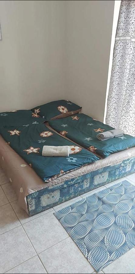 Visszavar-Lak Privat Berlemeny Badacsonytomaj Exteriör bild