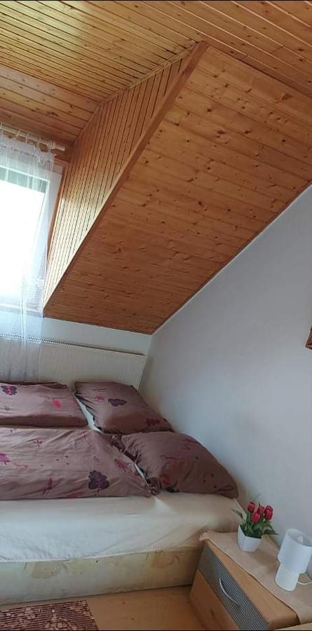 Visszavar-Lak Privat Berlemeny Badacsonytomaj Exteriör bild